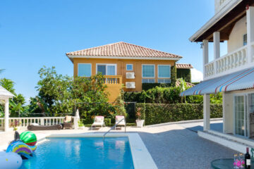 Stay in a World-Class Vacation Villa Rental in Jamaica