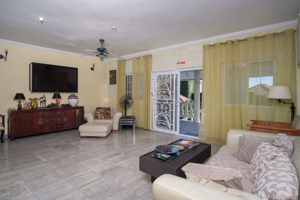 ocho rios couples friendly vacation homes