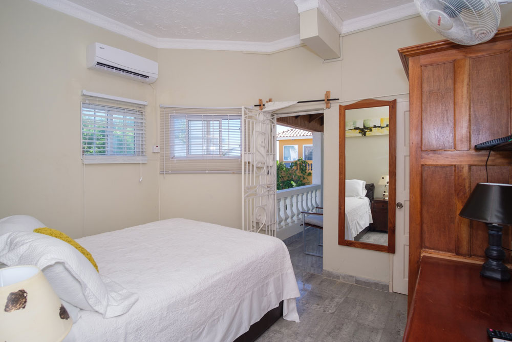 ocho rios couples friendly vacation homes