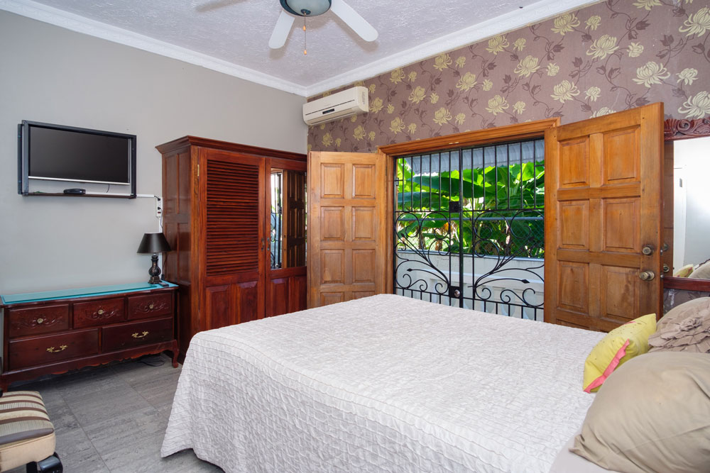 ocho rios couples friendly vacation homes