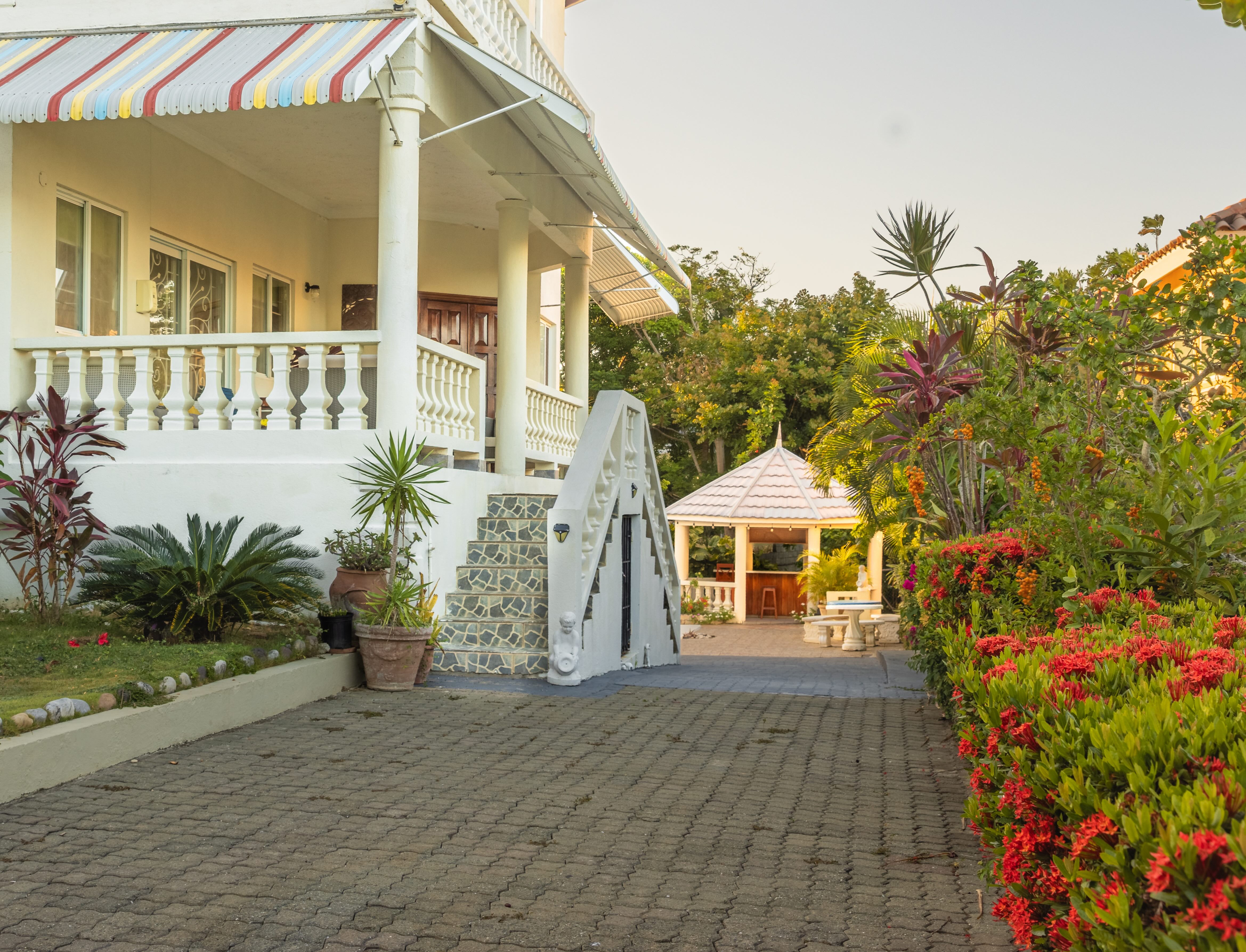 ocho rios couples friendly vacation homes